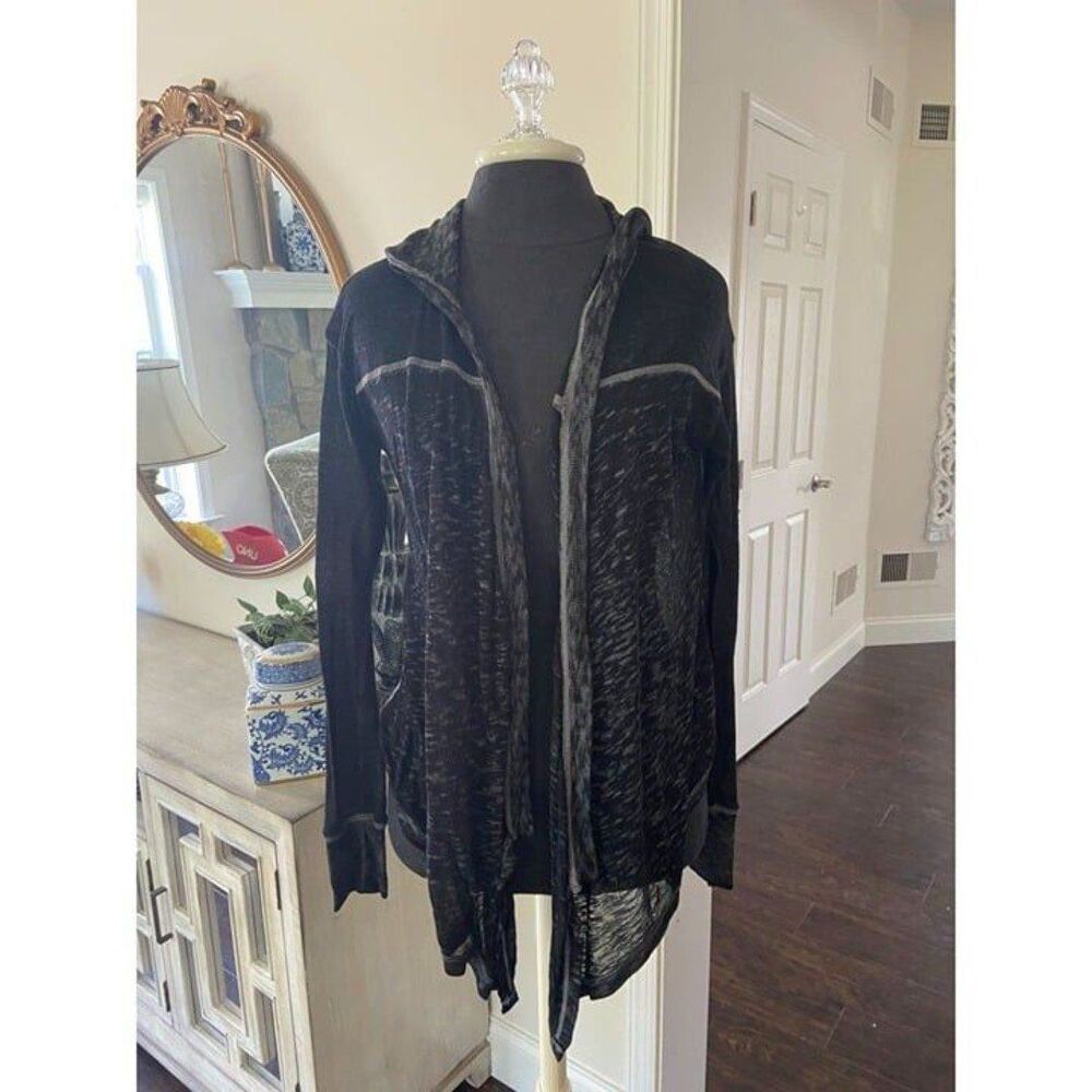 American Eagle Lightweight shirt/sweater (Small)